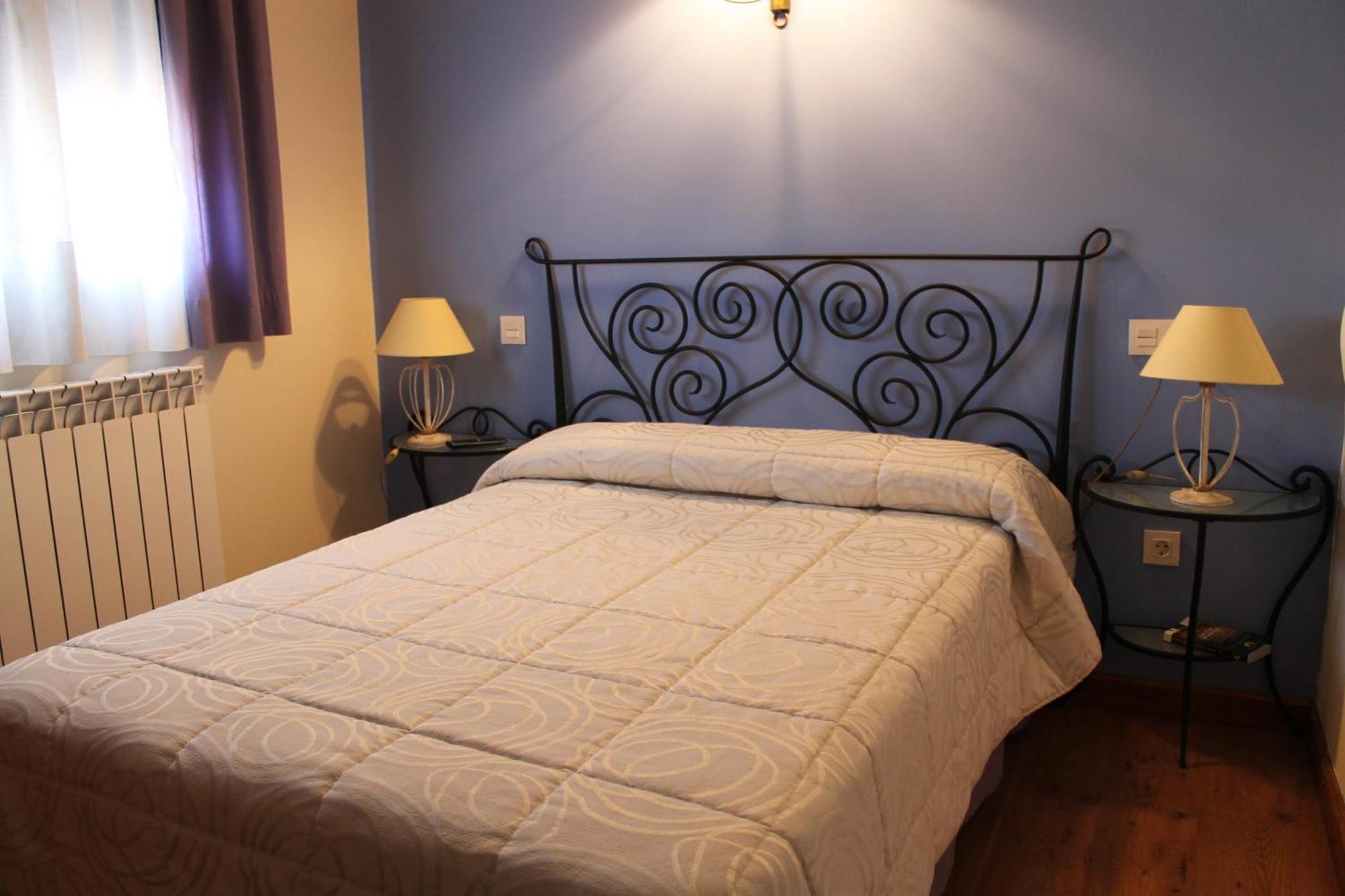 Santa Cruz de la Salceda Hotel Rural Restaurante Las Baronas מראה חיצוני תמונה